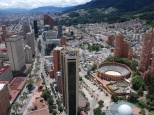 Foto por Mobius1_julio 2010_Vista al centro internacional desde la Torre Colpatria in Bogotá_4x3